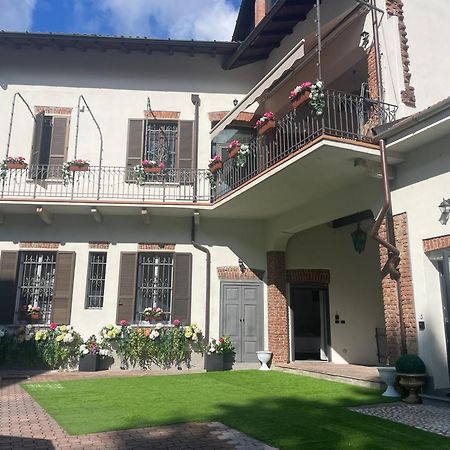 Villa Simona Malpensa Gallarate Eksteriør billede